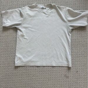 Uniqlo White T-Shirt
